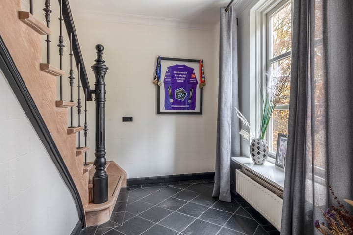 Foto 31 van Uranus 12