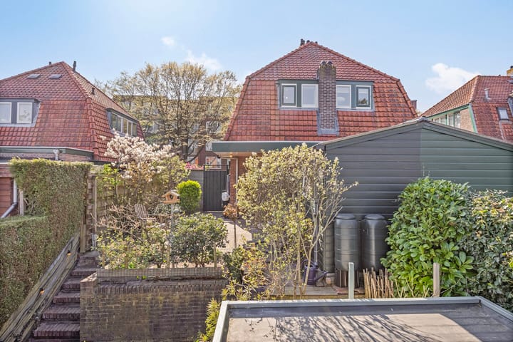 Photo 12 of Dr. Schaepmanlaan 110