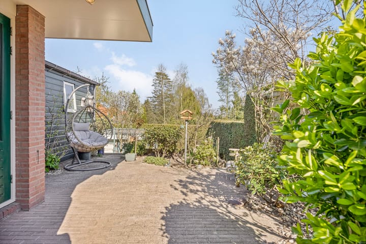 Photo 8 of Dr. Schaepmanlaan 110