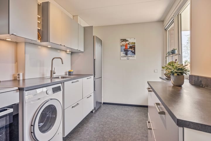 Photo 6 of Dr. Schaepmanlaan 110