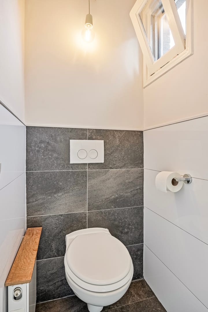 Photo 16 of Dr. Schaepmanlaan 110