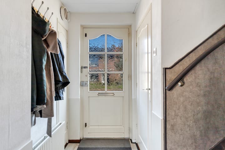 Photo 16 of Irenestraat 23