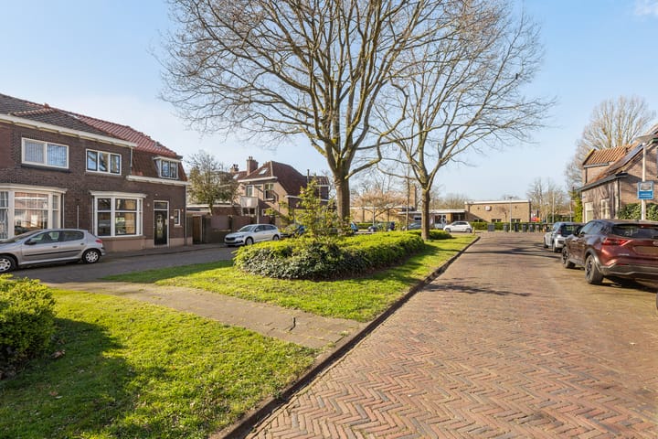 Foto 2 van De Ruyterplein 3