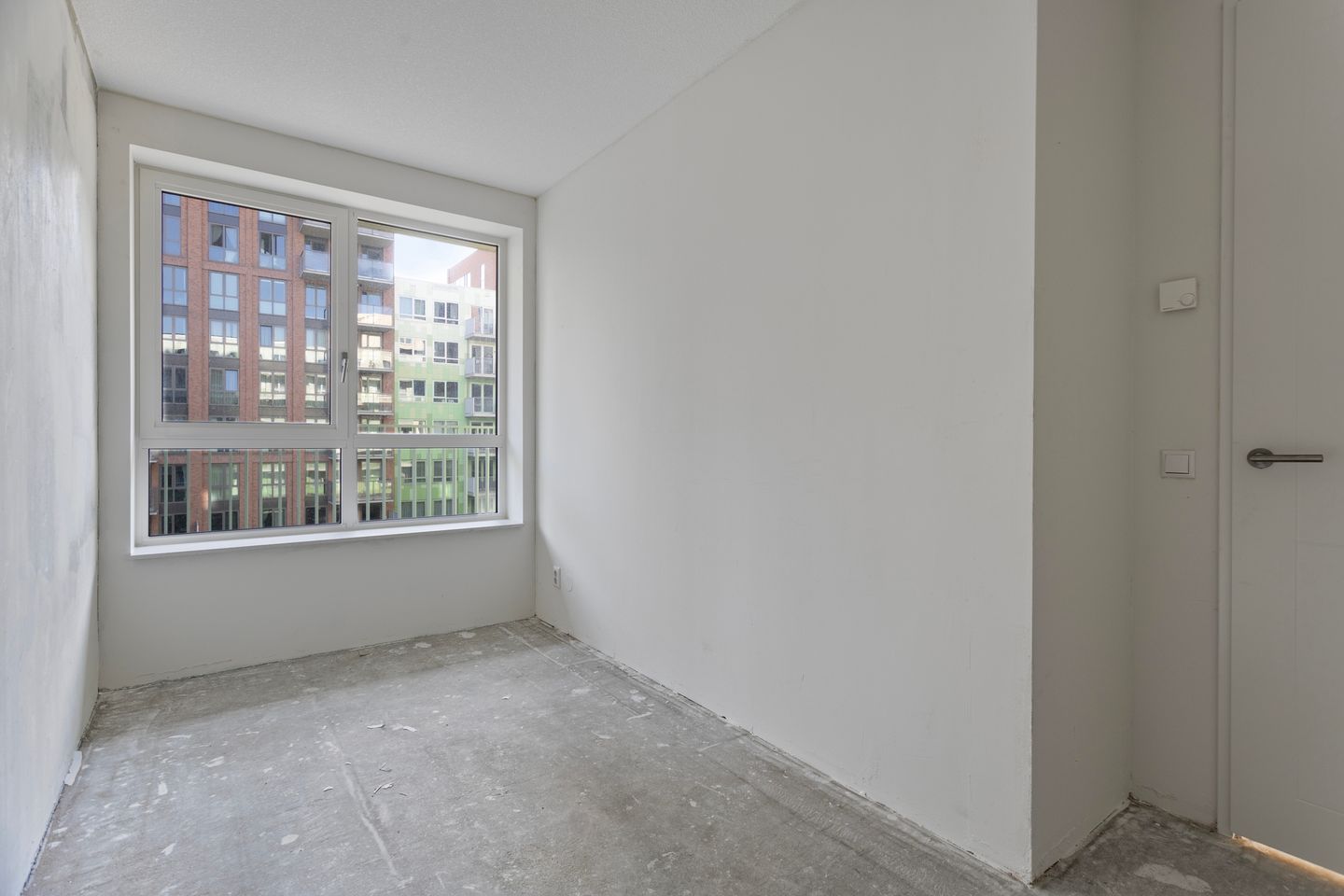 Foto 19 van Perzikweg 42