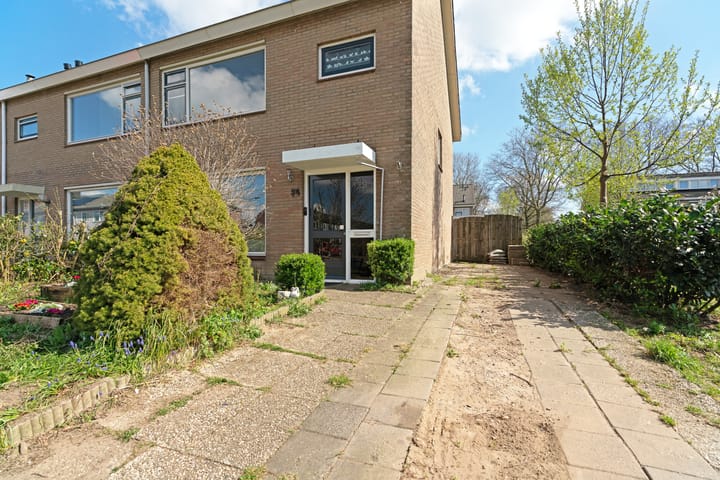 Foto 32 van Michiel de Ruyterstraat 34