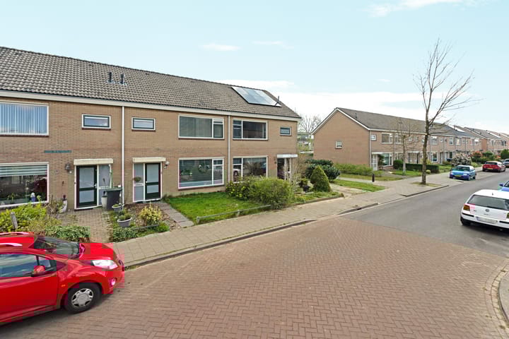 Foto 35 van Michiel de Ruyterstraat 34