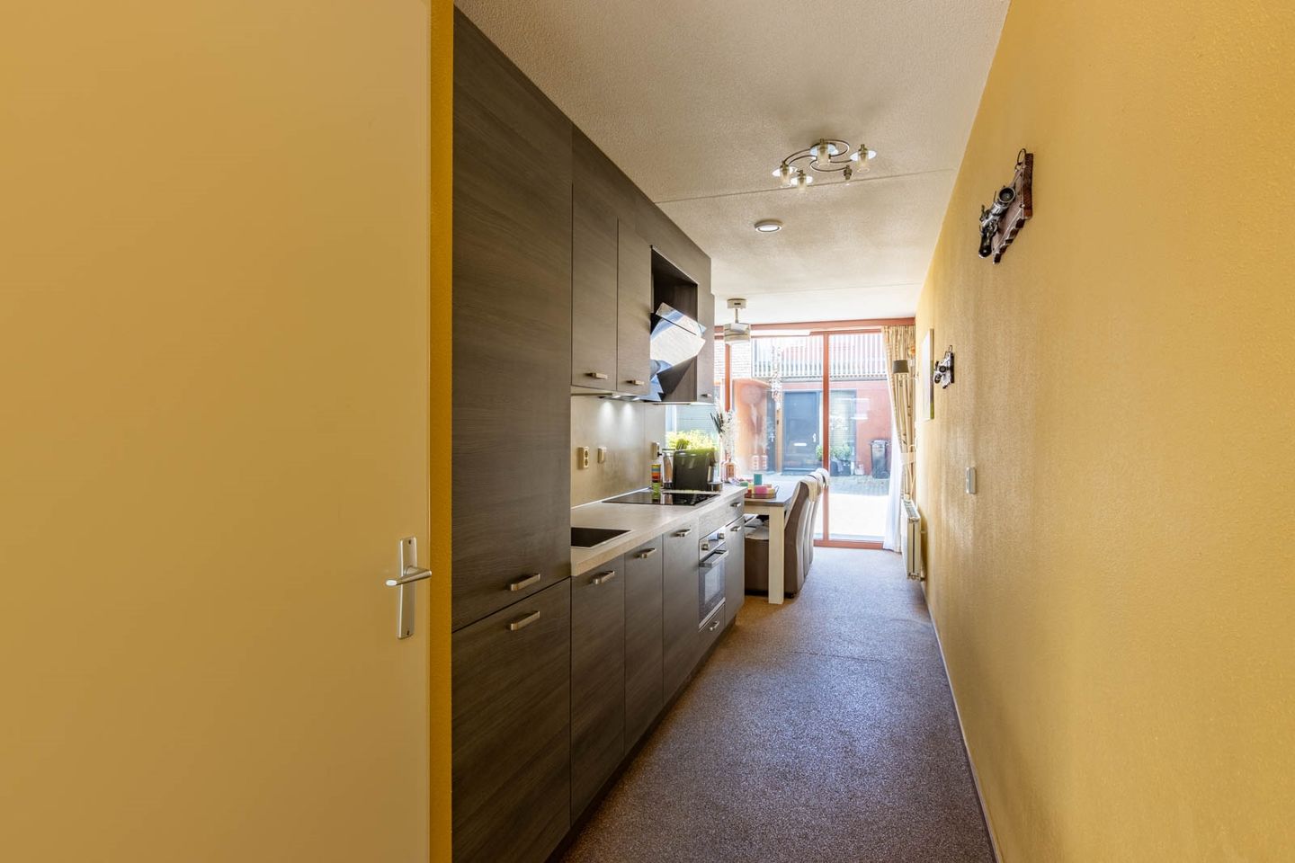 Foto 14 van Zonnebaarsstraat 9