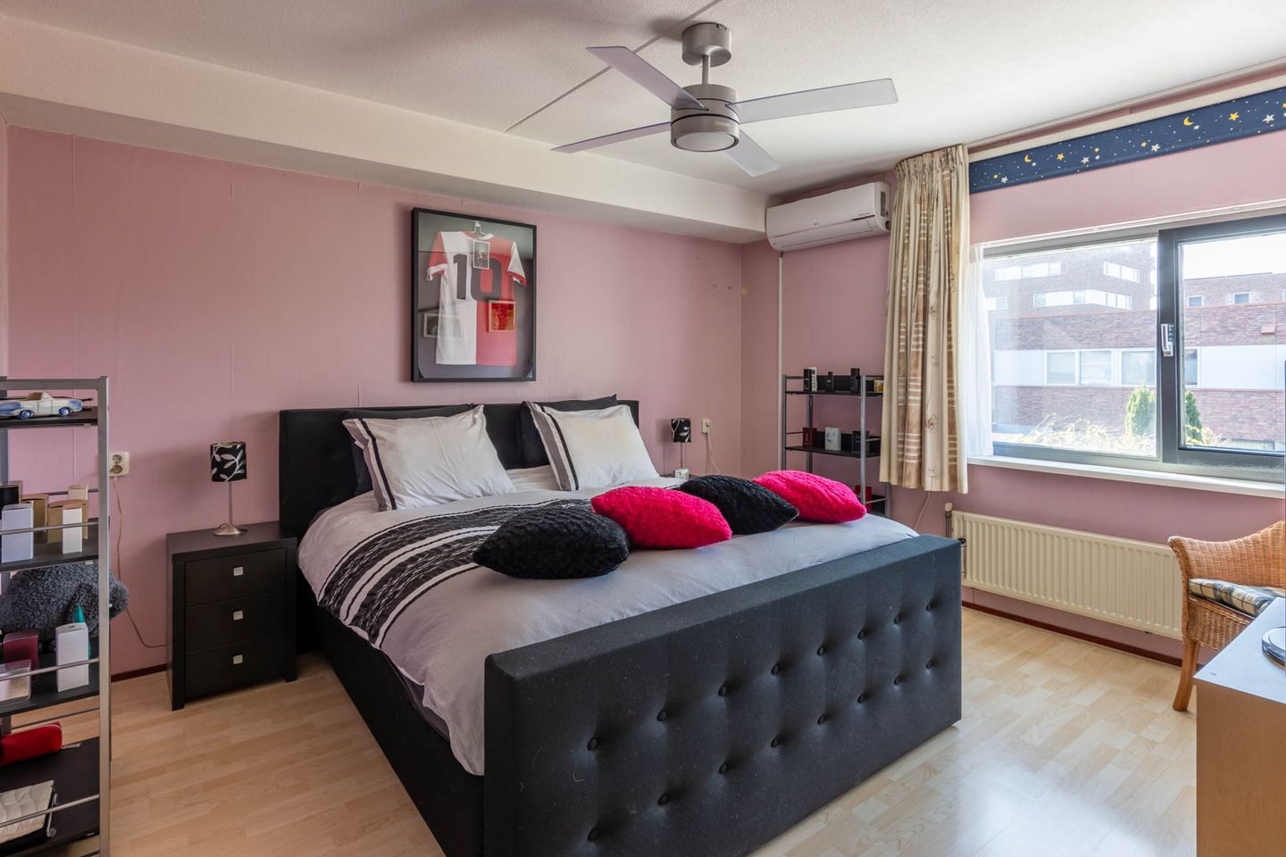 Foto 25 van Zonnebaarsstraat 9