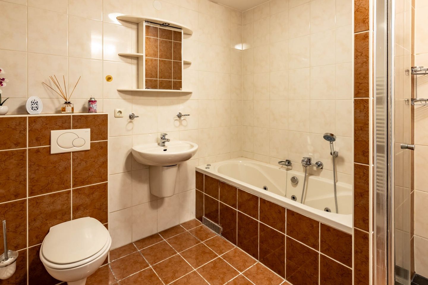 Foto 35 van Zonnebaarsstraat 9