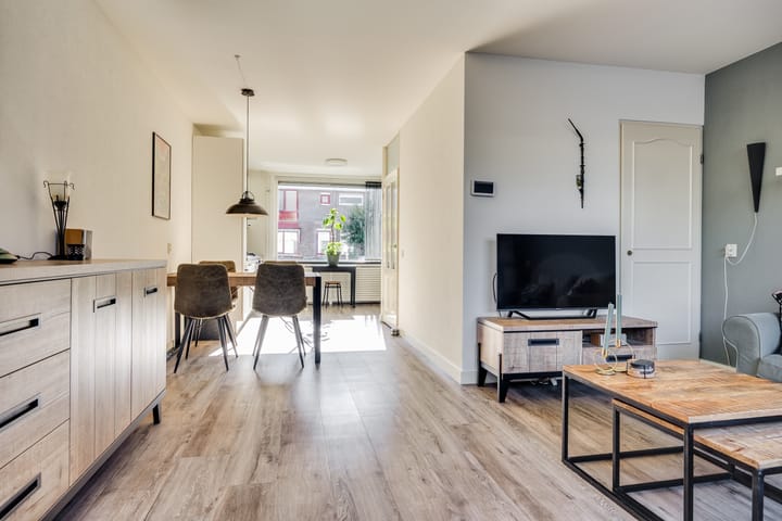 Foto 9 van Claverenbladstraat 33