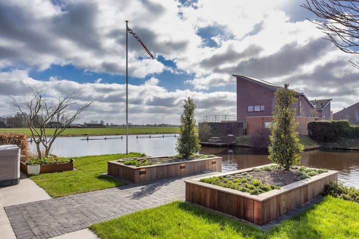 Photo 2 of Skûtsje 80