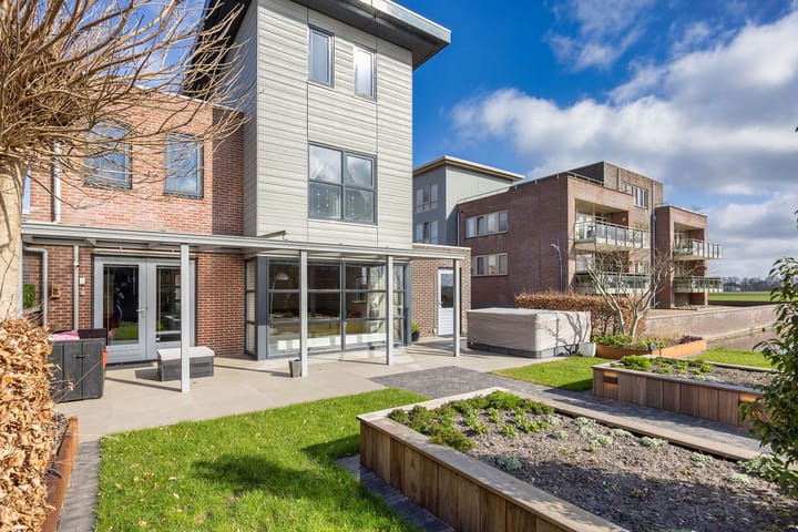 Photo 7 of Skûtsje 80