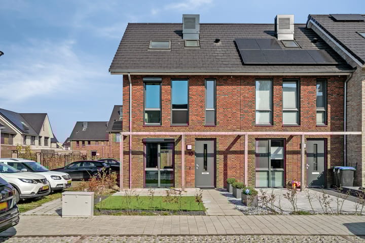 Foto 1 van Dotterbloem 10