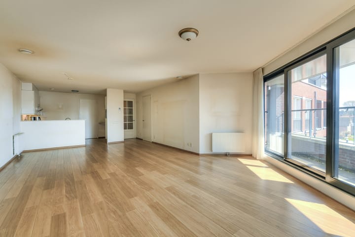 Photo 21 of Prins Hendrikstraat 2-C