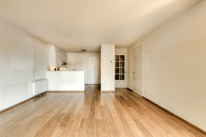 Photo 22 of Prins Hendrikstraat 2-C