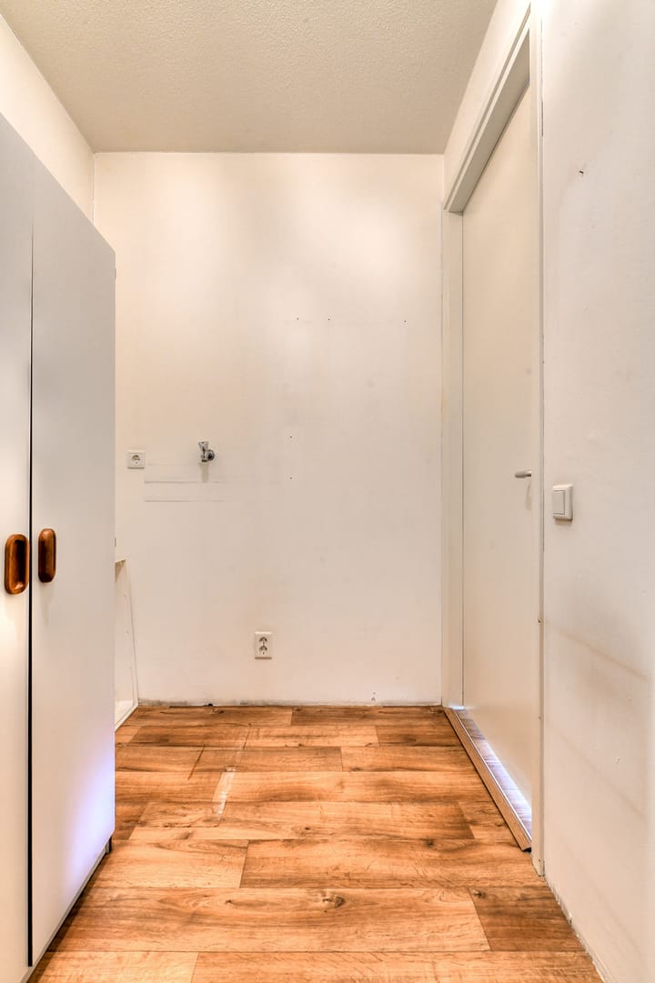 Photo 27 of Prins Hendrikstraat 2-C