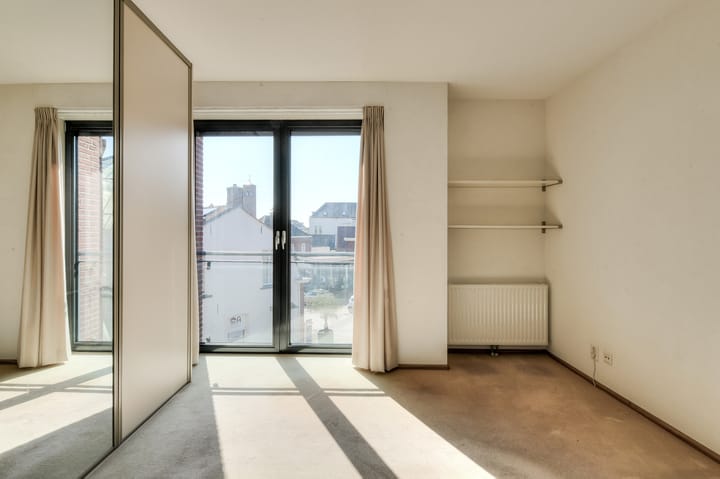 Photo 29 of Prins Hendrikstraat 2-C