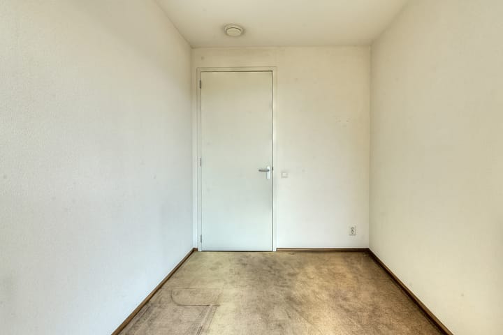 Photo 34 of Prins Hendrikstraat 2-C