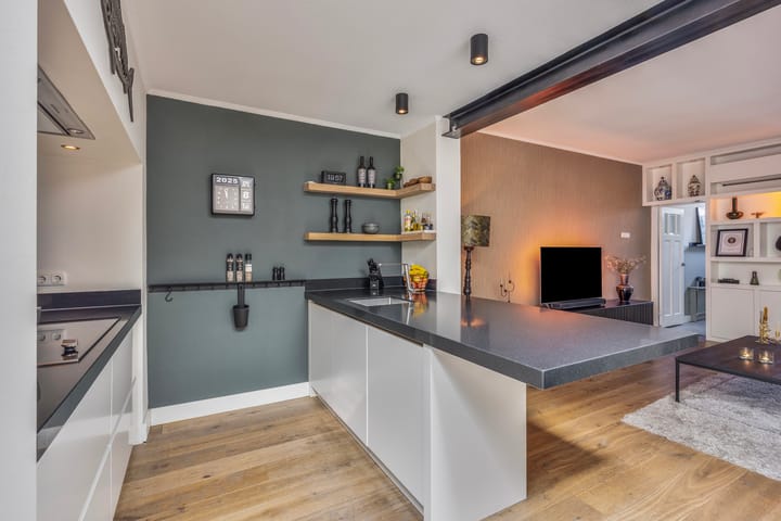 Foto 13 van Johan van Reesstraat 3