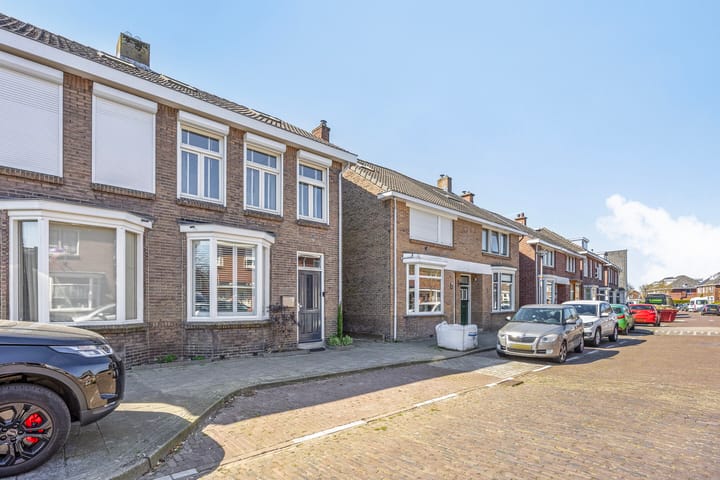 Foto 36 van Johan van Reesstraat 3