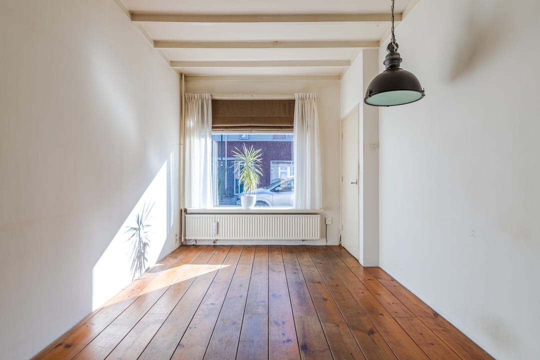 Photo 8 of Wilhelminastraat 23