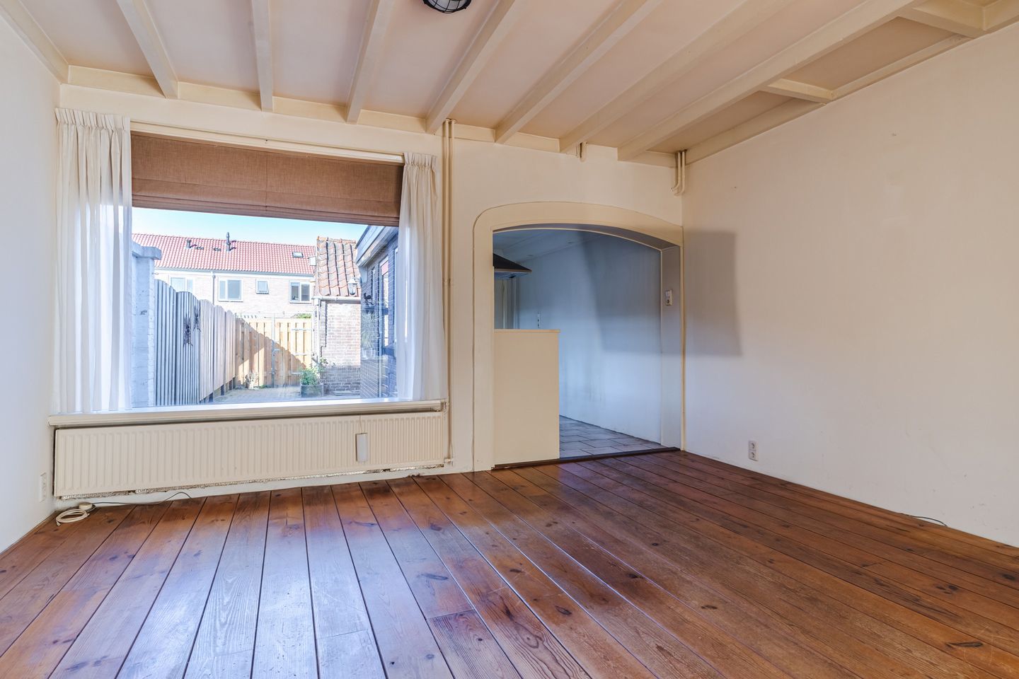 Photo 10 of Wilhelminastraat 23