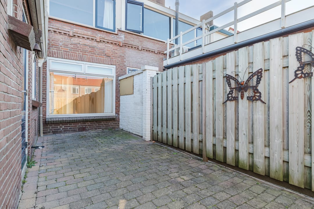 Photo 26 of Wilhelminastraat 23