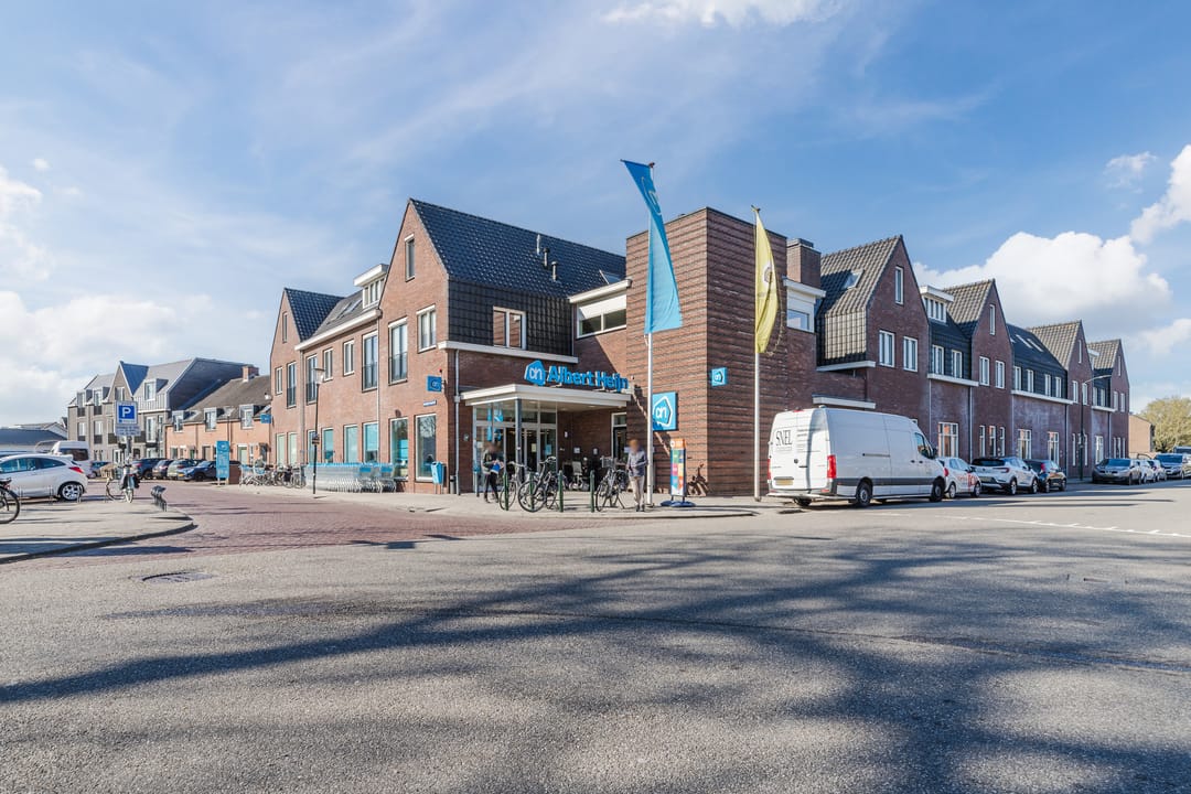 Photo 31 of Wilhelminastraat 23