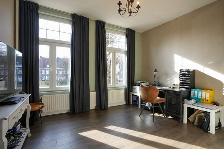 Foto 24 van Bodemplein 23