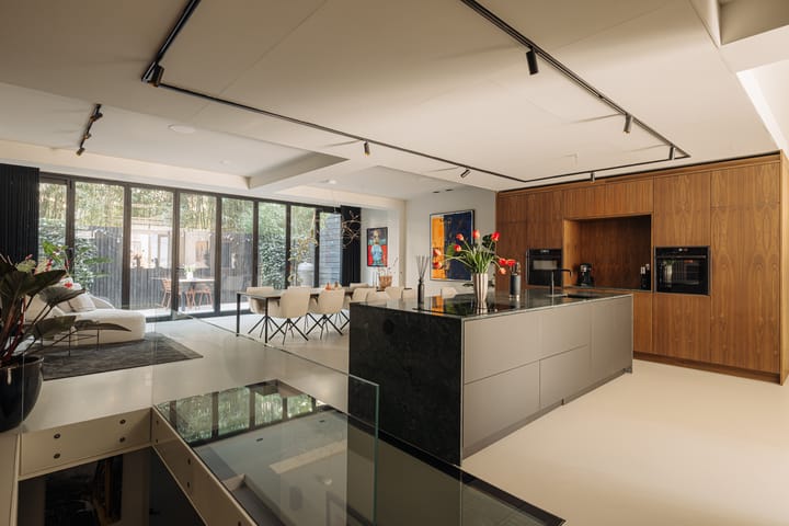 Photo 12 of Sint Willibrordusstraat 14