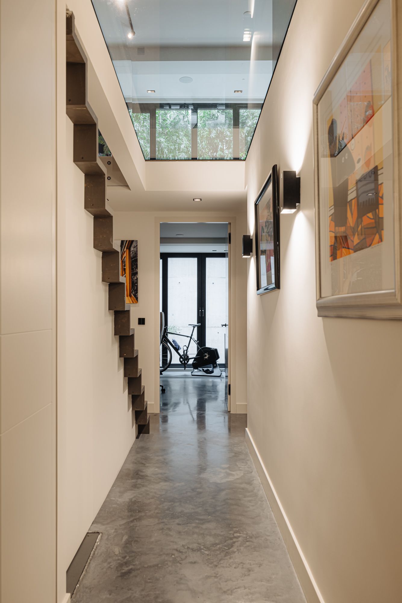 Photo 19 of Sint Willibrordusstraat 14