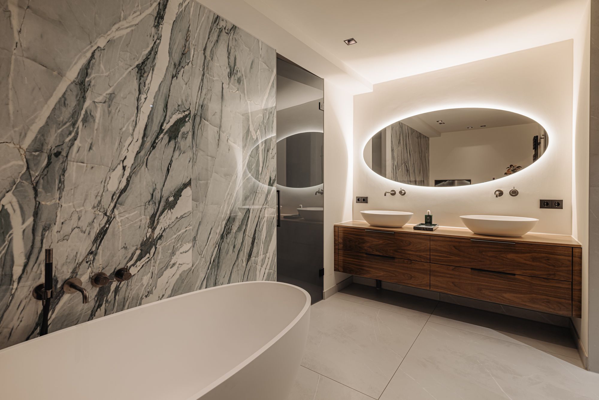 Photo 24 of Sint Willibrordusstraat 14