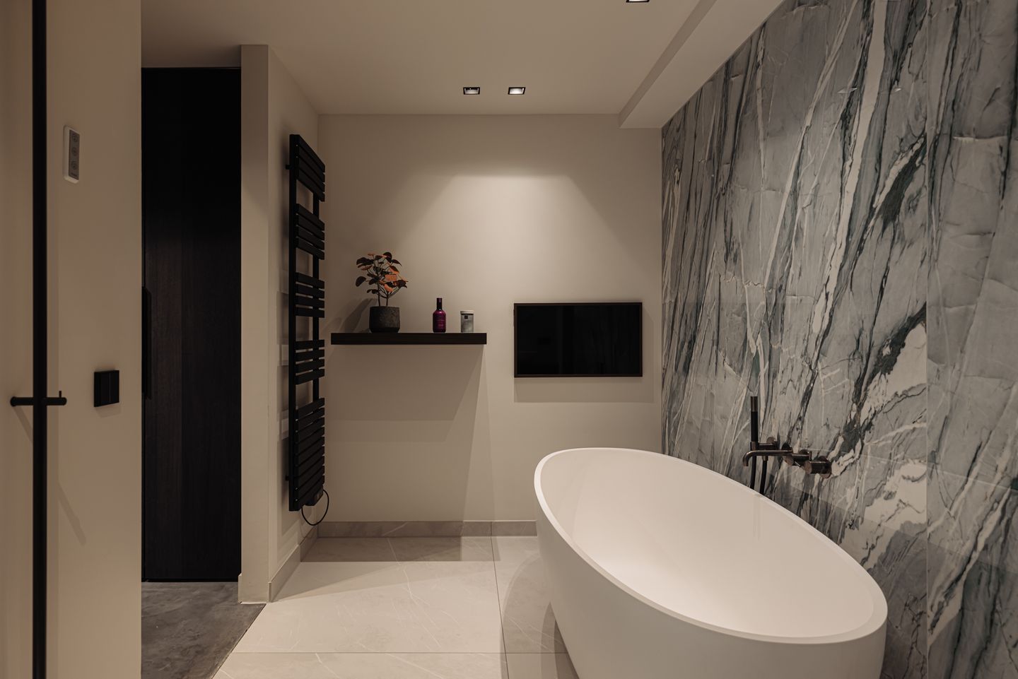 Photo 25 of Sint Willibrordusstraat 14