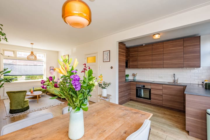 Foto 12 van Karel van Manderstraat 103