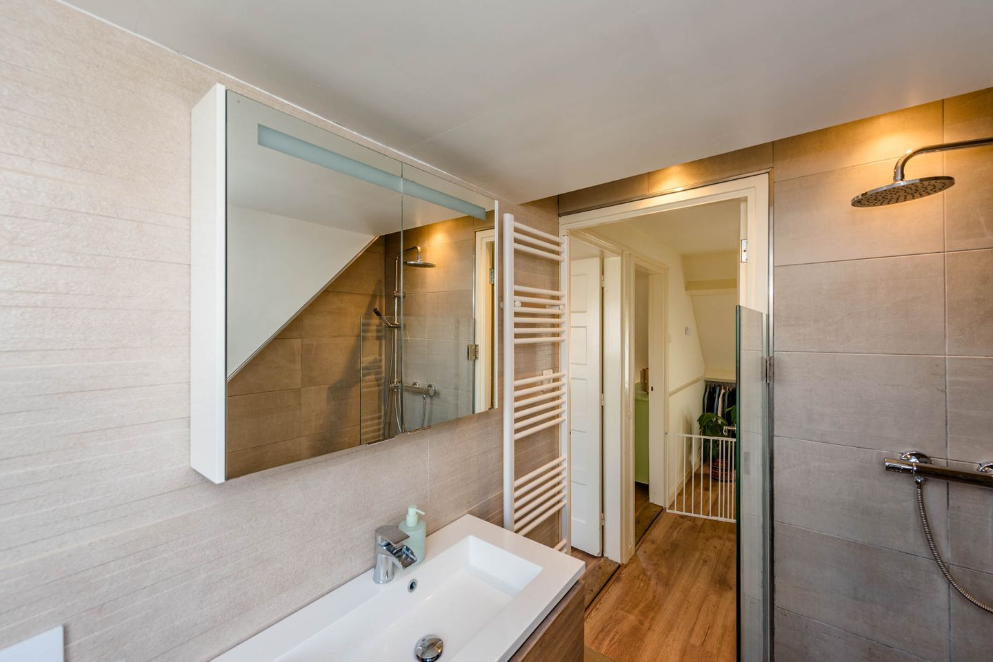 Foto 29 van Karel van Manderstraat 103