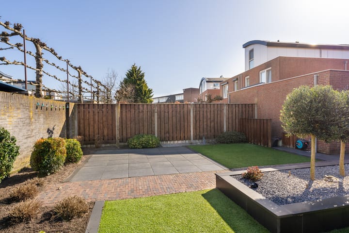 Foto 5 van Toon Hermansplein 10