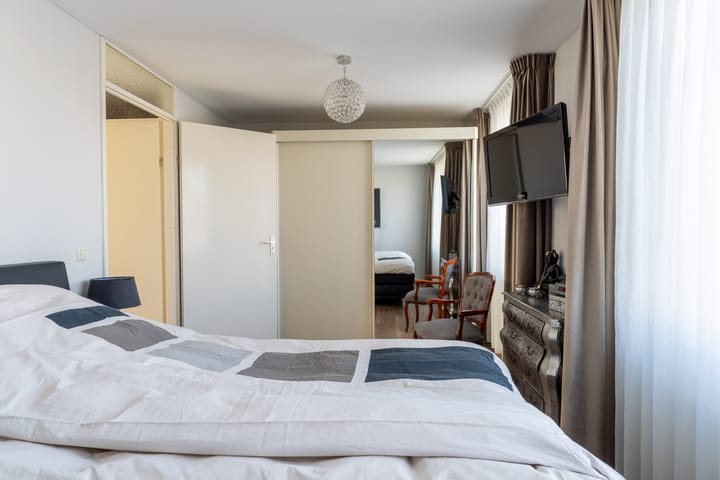 Foto 21 van Toon Hermansplein 10