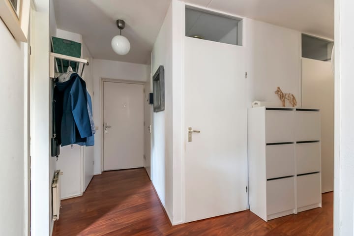 Foto 11 van Jasmijn 20