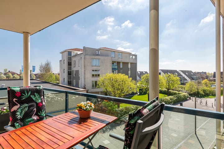 Foto 14 van Jasmijn 20