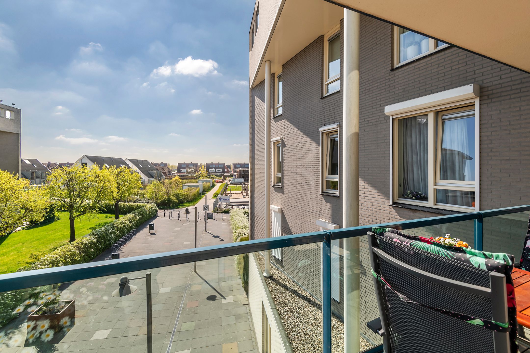 Photo 15 of Jasmijn 20