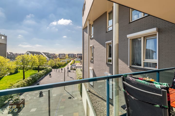 Foto 15 van Jasmijn 20