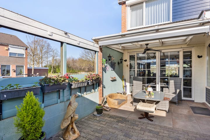 Foto 29 van Streng 100