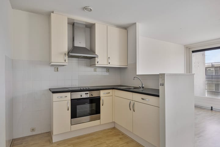 Photo 8 of Grünewaldstraat 64