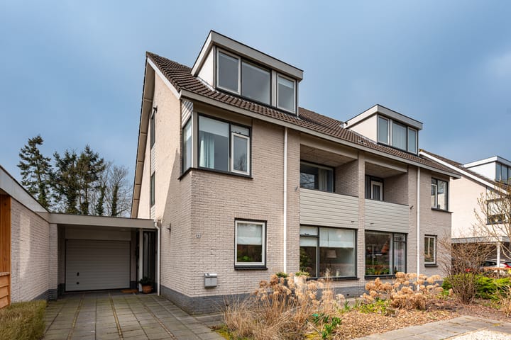 Foto 20 van Vondellaan 16