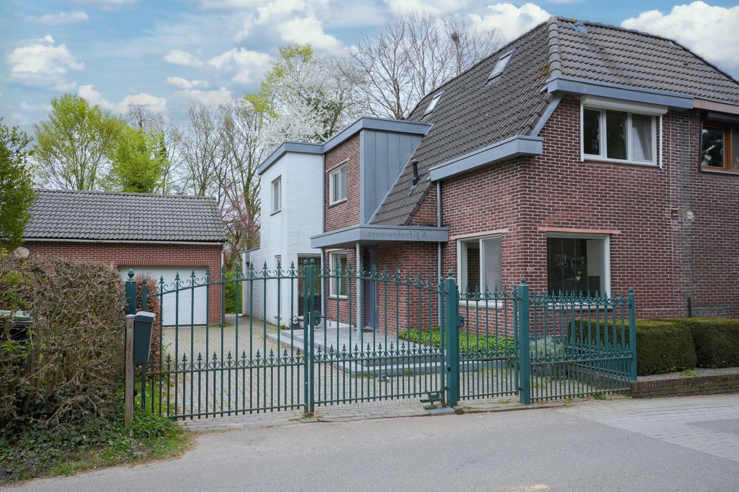 Foto 35 van Benzenrade 37-A