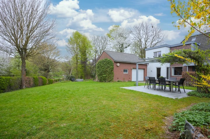 Foto 41 van Benzenrade 37-A