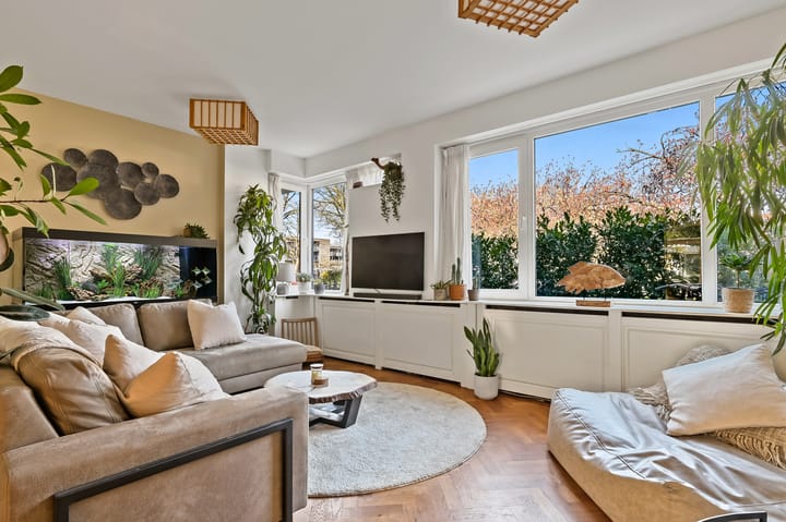 Foto 2 van Van Heutszstraat 59