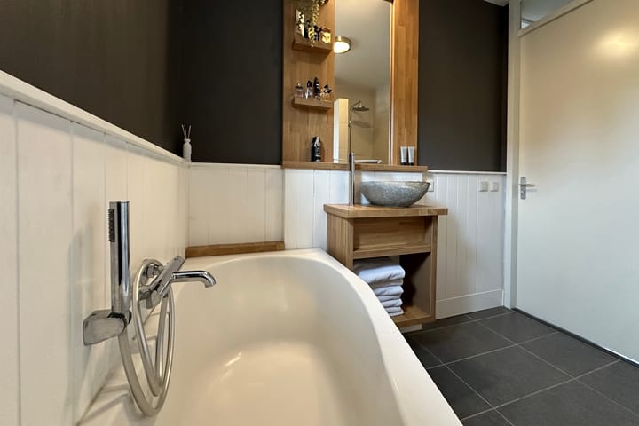 Photo 19 of Dokter van de Kolkstraat 7