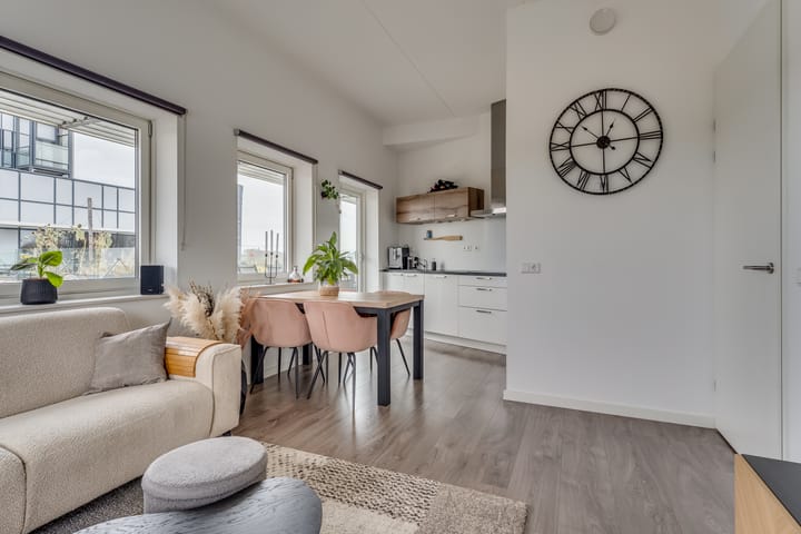 Foto 12 van Merweplein 7-29