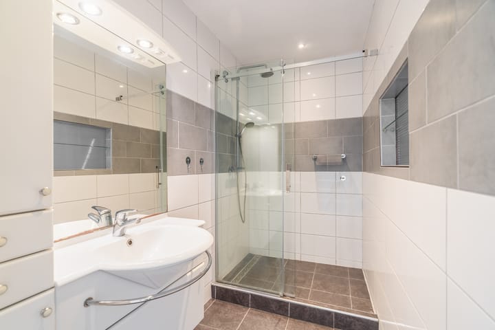 Foto 21 van Vreeswijkstraat 819